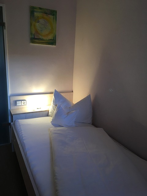 Bed in the Dornfelder room